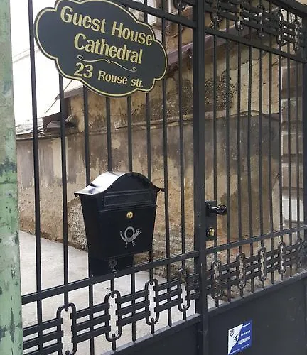 Cathedral * فارنا